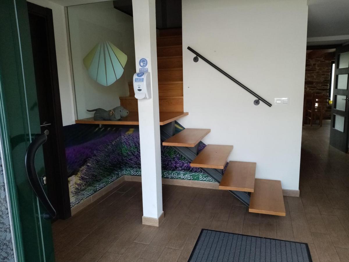 Albergue Oasis サリア エクステリア 写真